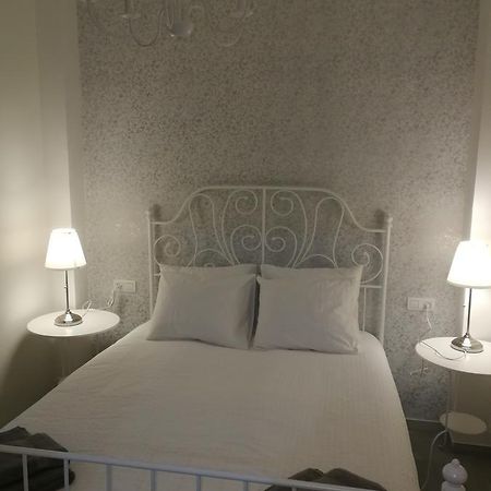 Апартаменти Apartamento Alfalfa Севілья Екстер'єр фото